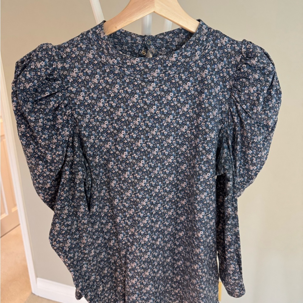 Nation LTD Navy Floral Puff Sleeve Blouse